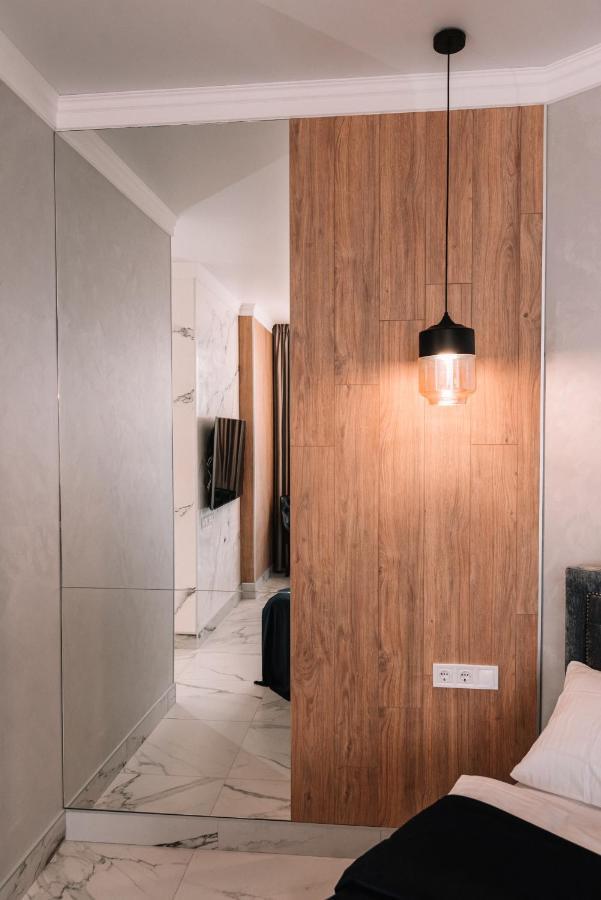 Royal Tower Vip Smart Apartments 3 Kiev Exterior foto