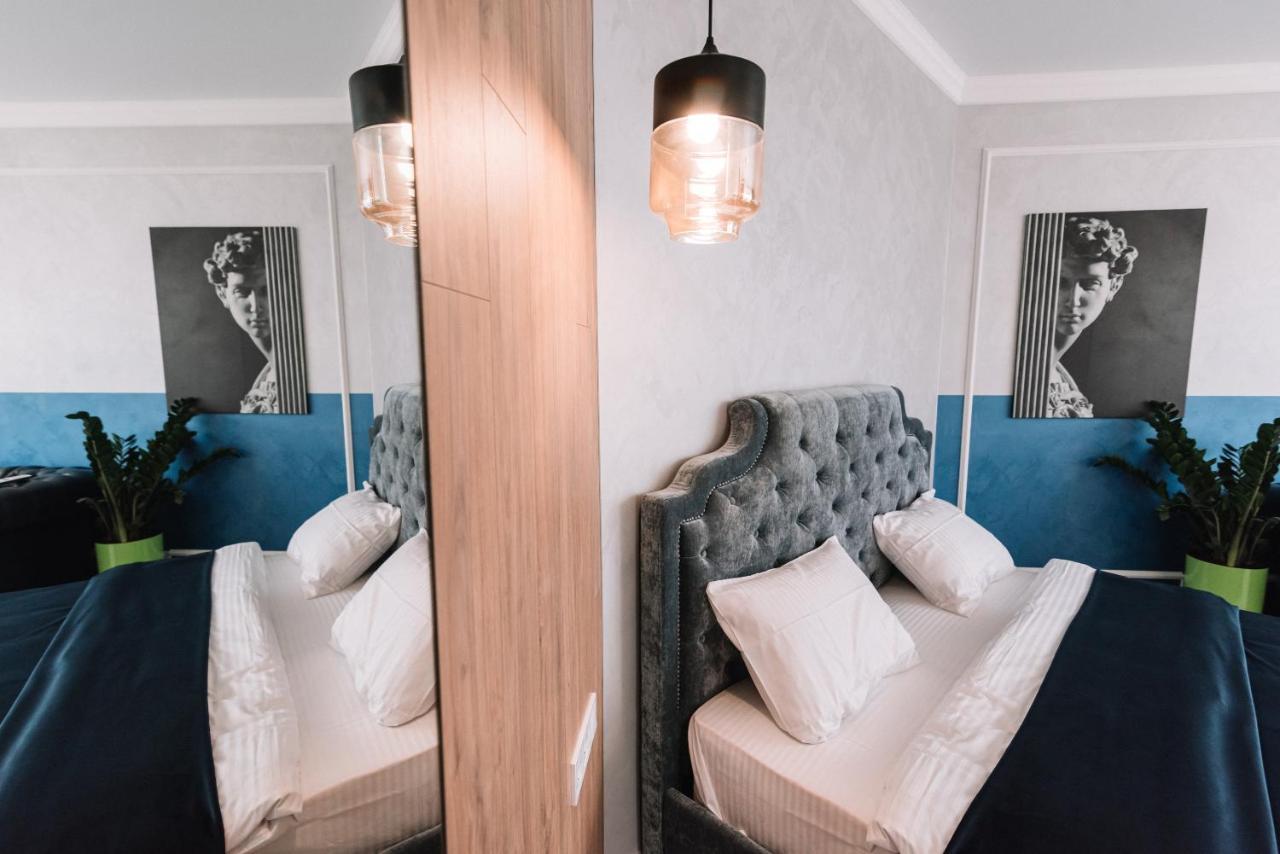 Royal Tower Vip Smart Apartments 3 Kiev Exterior foto